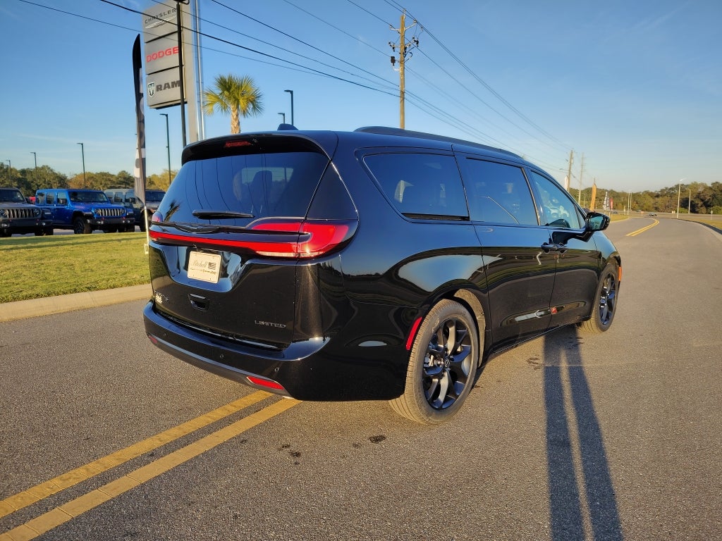 2026 Chrysler Pacifica PACIFICA LIMITED