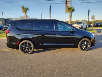 2026 Chrysler Pacifica PACIFICA LIMITED