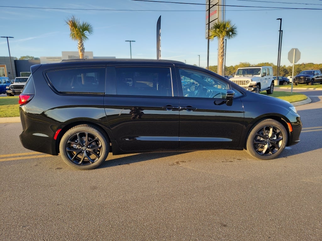 2026 Chrysler Pacifica PACIFICA LIMITED