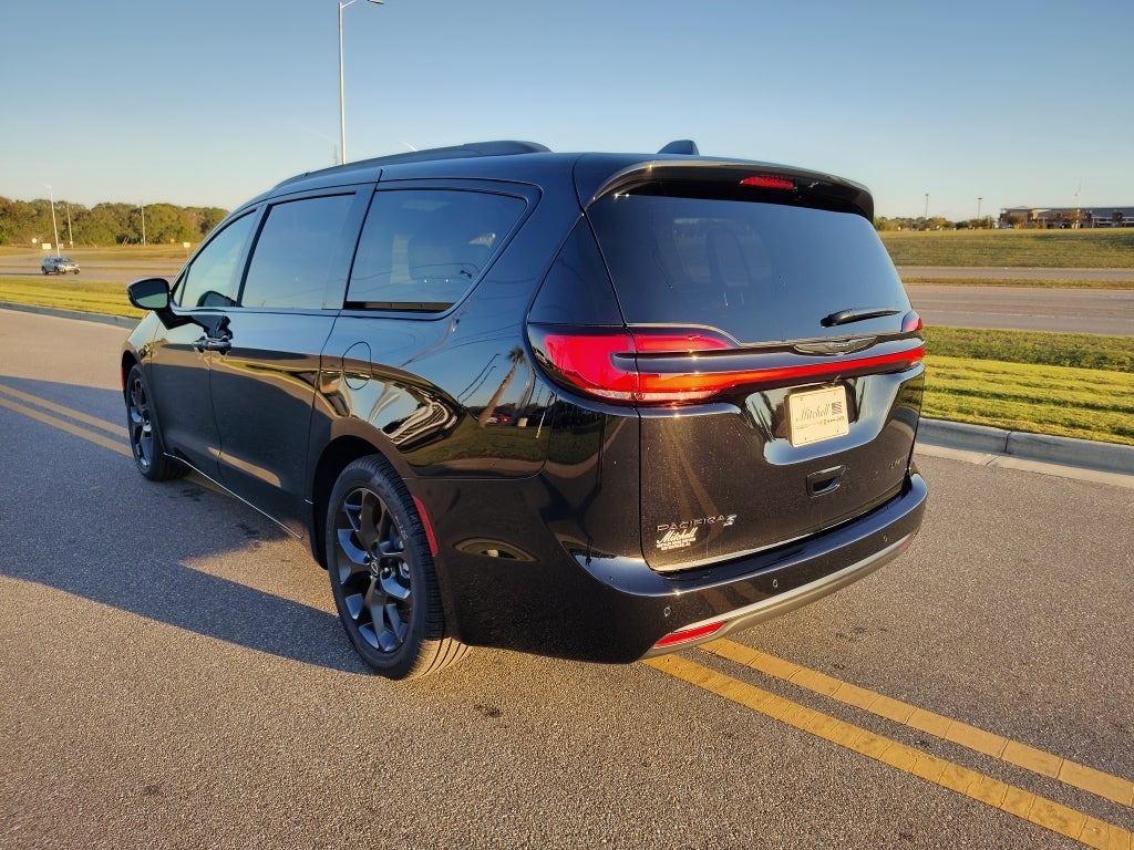 2026 Chrysler Pacifica PACIFICA LIMITED