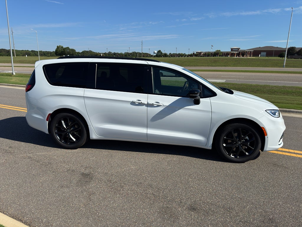 2026 Chrysler Pacifica PACIFICA LIMITED