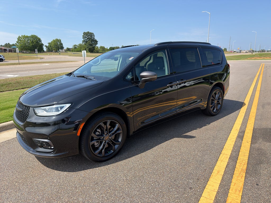 2023 Chrysler Pacifica Touring L AWD