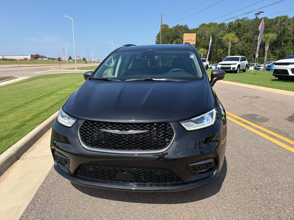 2023 Chrysler Pacifica Touring L AWD