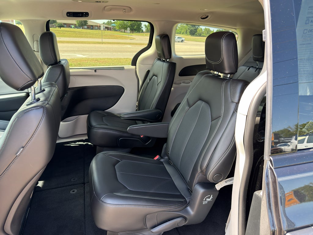 2023 Chrysler Pacifica Touring L AWD