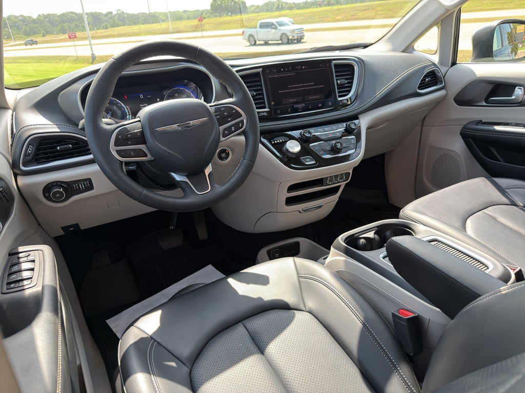 2023 Chrysler Pacifica Touring L AWD