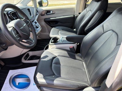 2023 Chrysler Pacifica Touring L AWD