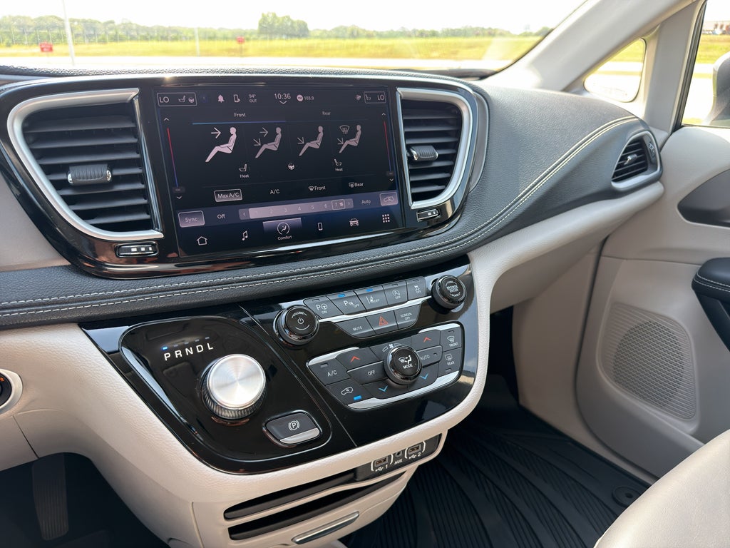 2023 Chrysler Pacifica Touring L AWD