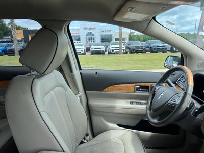 2013 Lincoln MKX Base