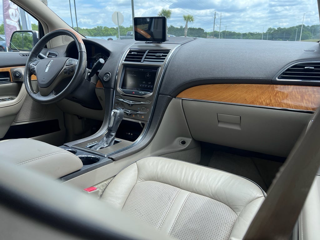 2013 Lincoln MKX Base