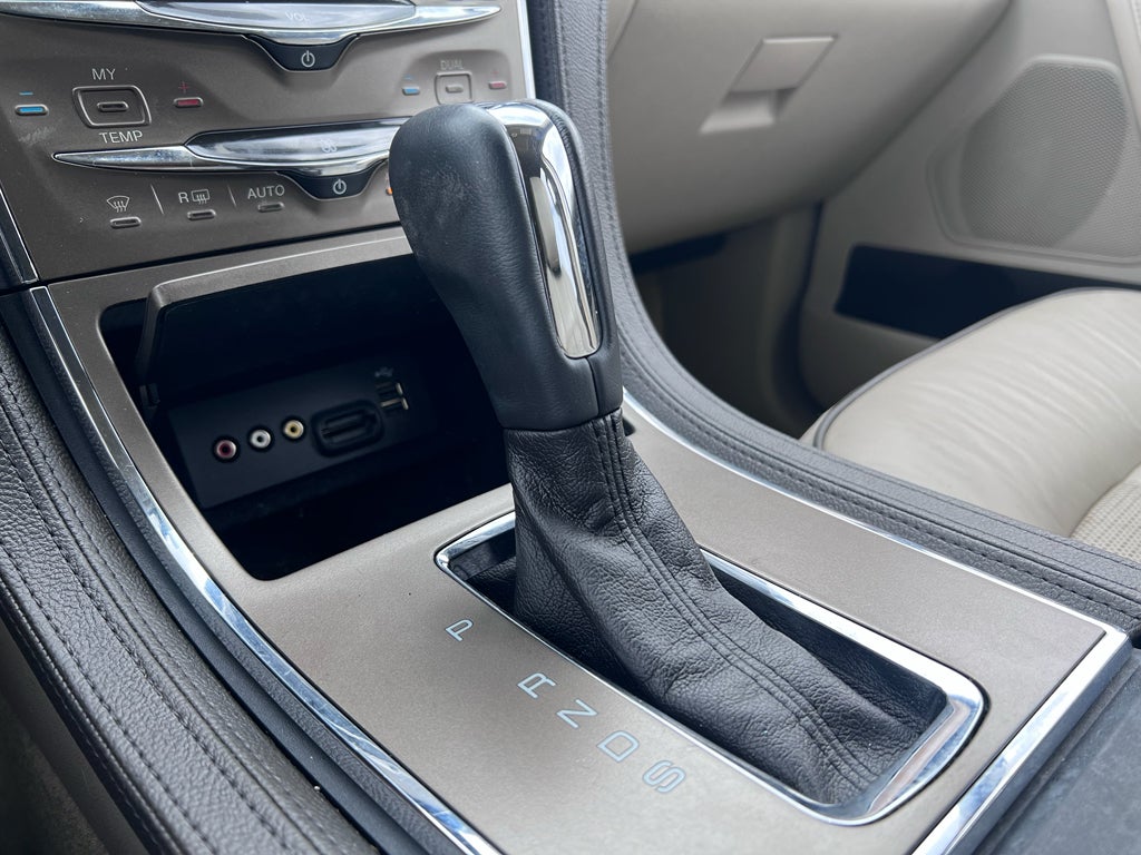 2013 Lincoln MKX Base