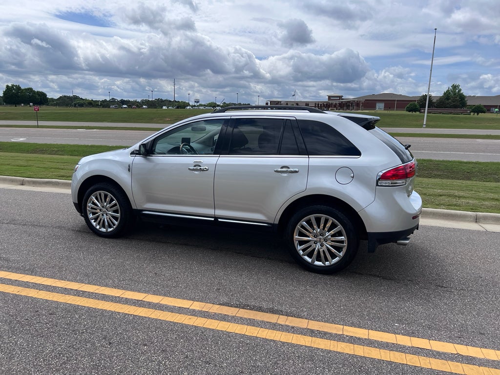 2013 Lincoln MKX Base