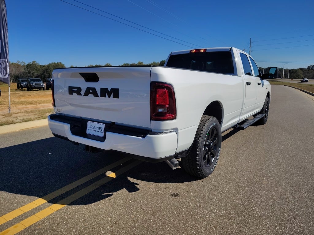 2026 RAM 2500 RAM 2500 BLACK EXPRESS CREW CAB 4X2 8' BOX