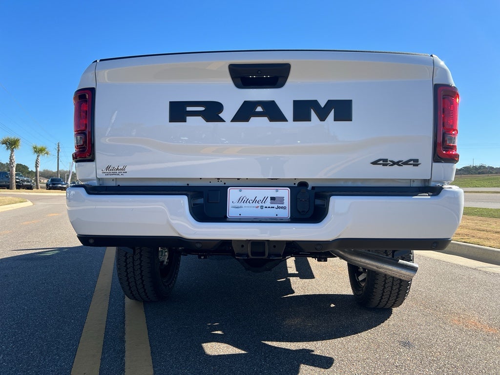 2026 RAM 2500 RAM 2500 BLACK EXPRESS CREW CAB 4X4 6'4' BOX