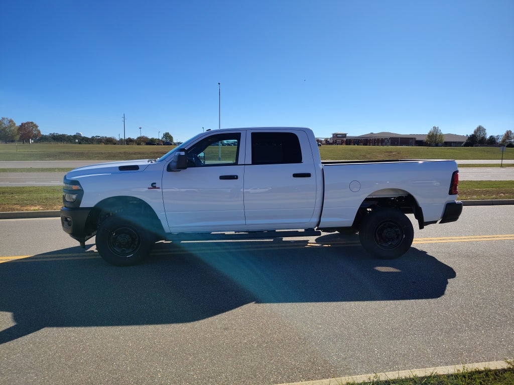2026 RAM 2500 RAM 2500 TRADESMAN CREW CAB 4X4 6'4' BOX