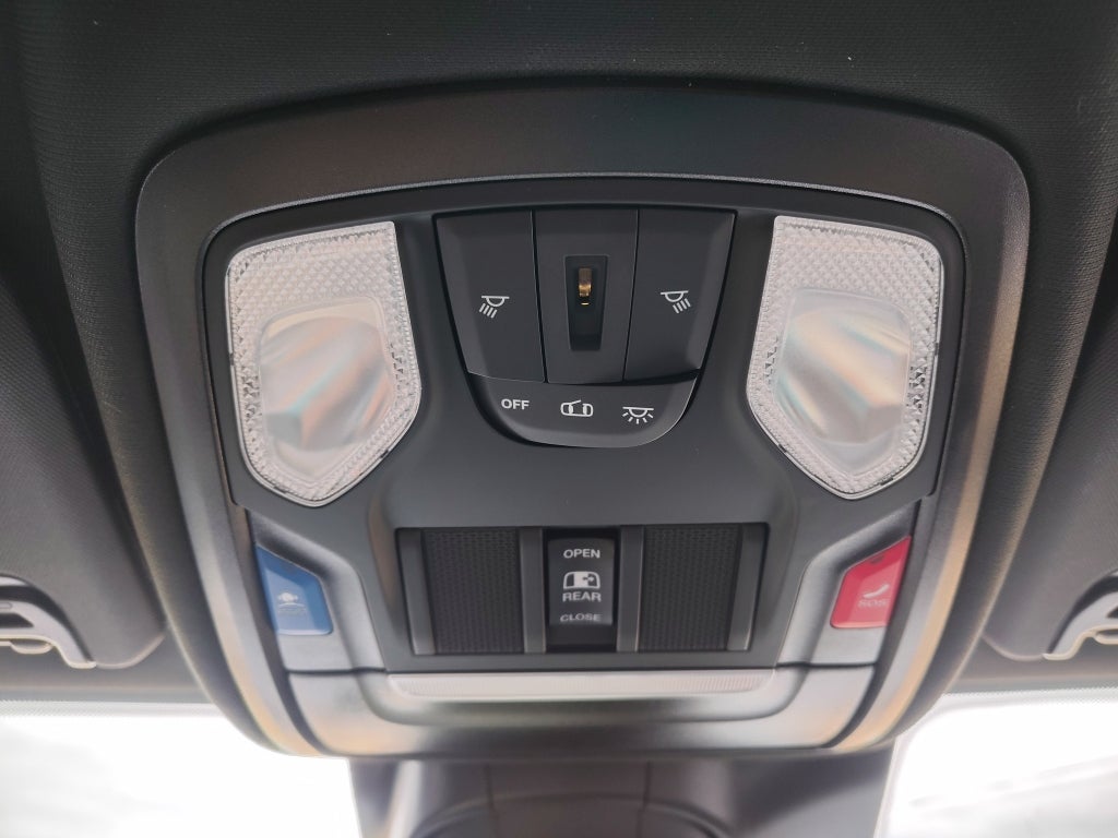 2026 RAM 2500 RAM 2500 TRADESMAN CREW CAB 4X4 6'4' BOX