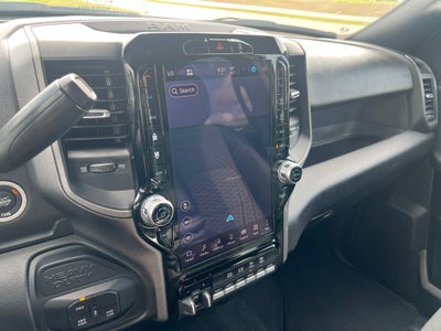 2025 RAM 2500 Tradesman Crew Cab 4x4 6'4' Box