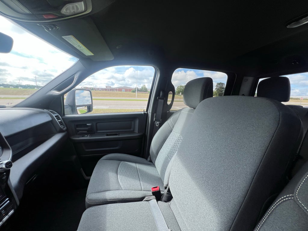 2025 RAM 2500 Tradesman Crew Cab 4x4 6'4' Box