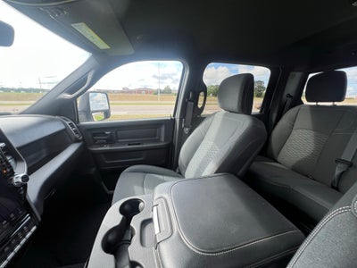2025 RAM 2500 Tradesman Crew Cab 4x4 6'4' Box