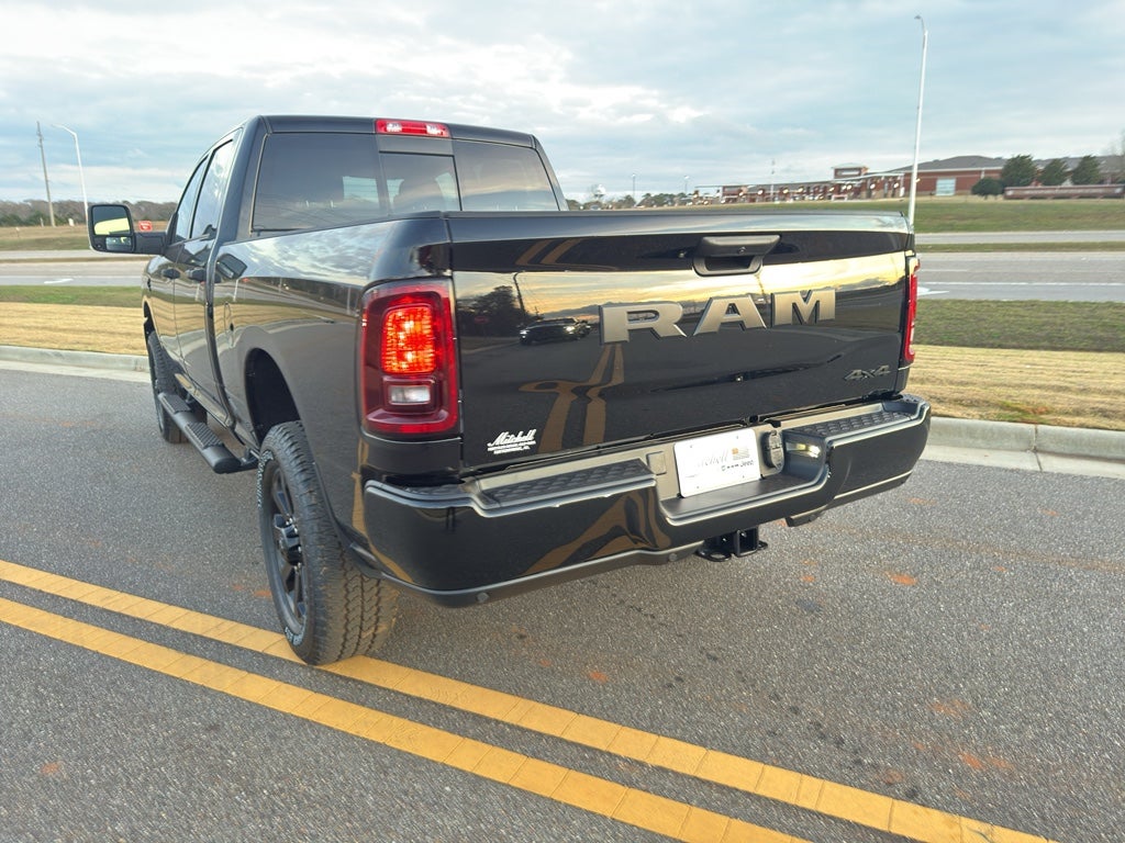 2026 RAM 2500 RAM 2500 BLACK EXPRESS CREW CAB 4X4 6'4' BOX