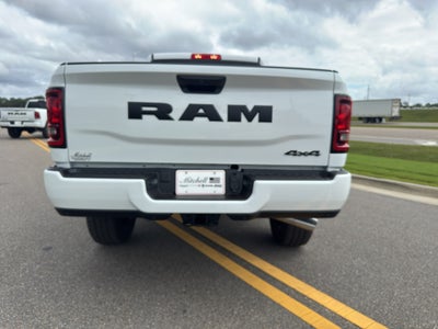 2026 RAM 2500 RAM 2500 BLACK EXPRESS CREW CAB 4X4 6'4' BOX