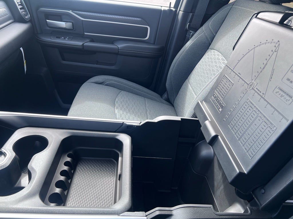 2026 RAM 2500 RAM 2500 BIG HORN CREW CAB 4X4 6'4' BOX