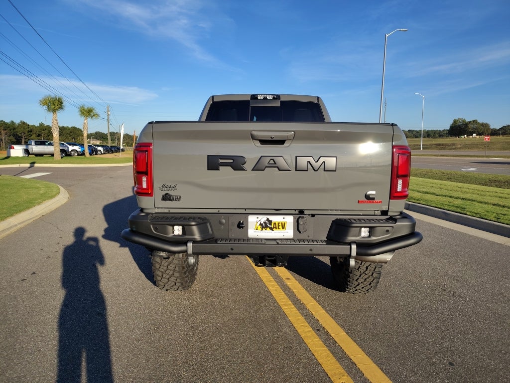 2026 RAM 2500 RAM 2500 LARAMIE CREW CAB 4X4 6'4' BOX