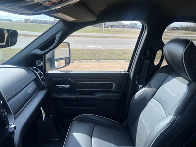 2026 RAM 2500 RAM 2500 LARAMIE CREW CAB 4X4 6'4' BOX