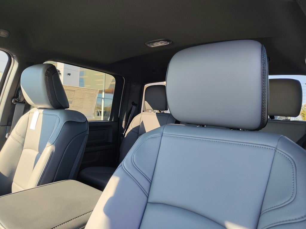 2026 RAM 2500 RAM 2500 TRADESMAN CREW CAB 4X4 8' BOX