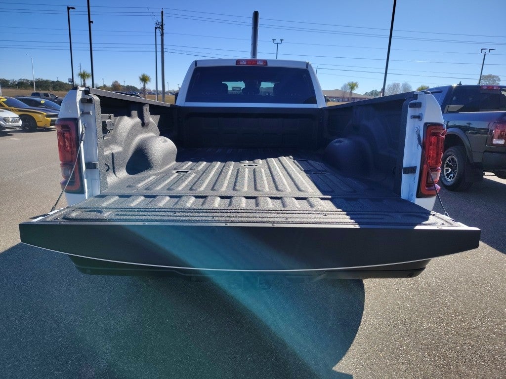 2026 RAM 2500 RAM 2500 TRADESMAN CREW CAB 4X4 8' BOX