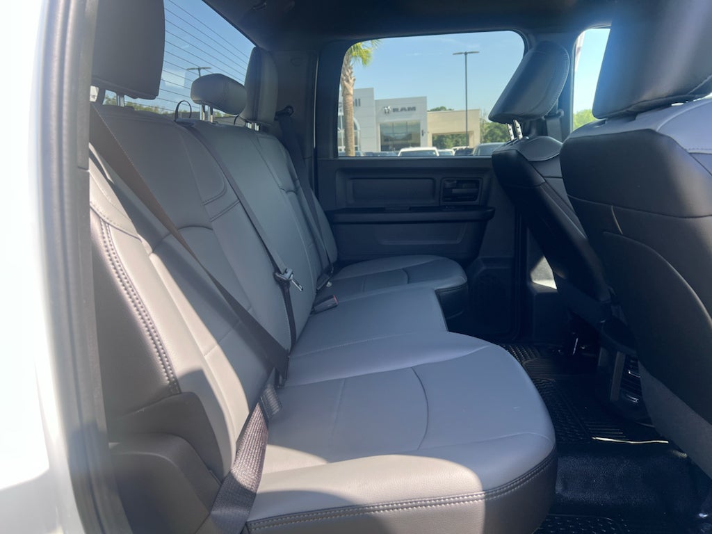 2026 RAM 3500 RAM 3500 TRADESMAN CREW CAB 4X4 8' BOX