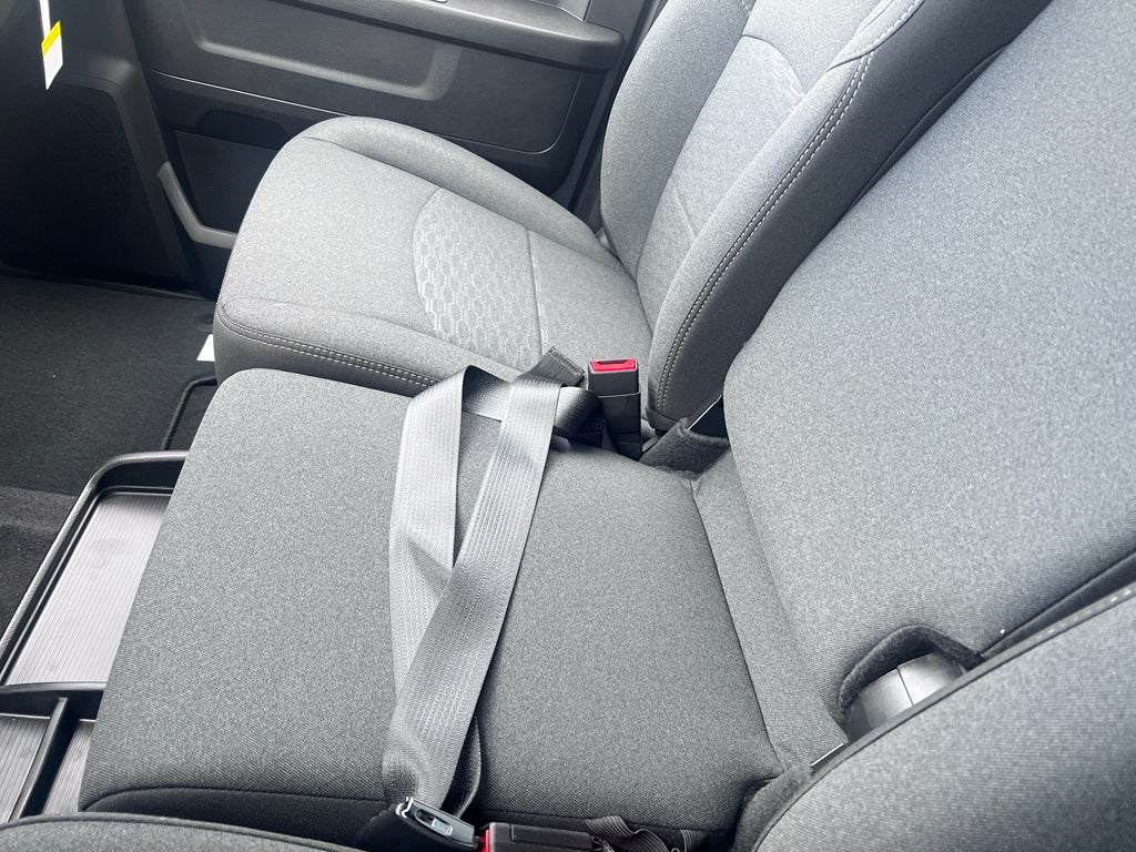 2026 RAM 3500 RAM 3500 TRADESMAN CREW CAB 4X4 8' BOX