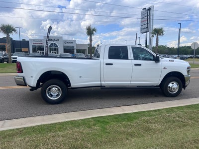 2026 RAM 3500 RAM 3500 TRADESMAN CREW CAB 4X4 8' BOX