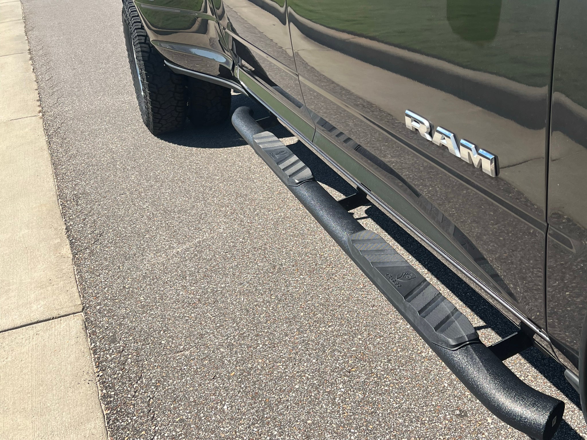 2025 RAM 3500 Big Horn Crew Cab 4x4 8' Box