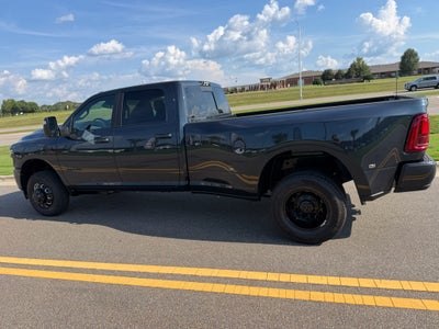 2026 RAM 3500 RAM 3500 LARAMIE CREW CAB 4X4 8' BOX