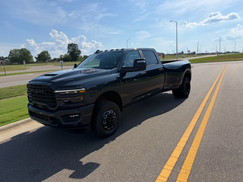 2026 RAM 3500 RAM 3500 LARAMIE CREW CAB 4X4 8' BOX