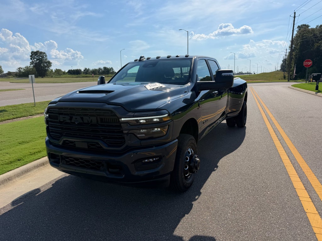 2026 RAM 3500 RAM 3500 LARAMIE CREW CAB 4X4 8' BOX