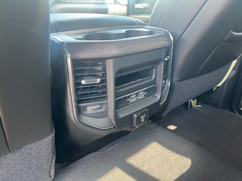 2026 RAM 3500 RAM 3500 LARAMIE CREW CAB 4X4 8' BOX