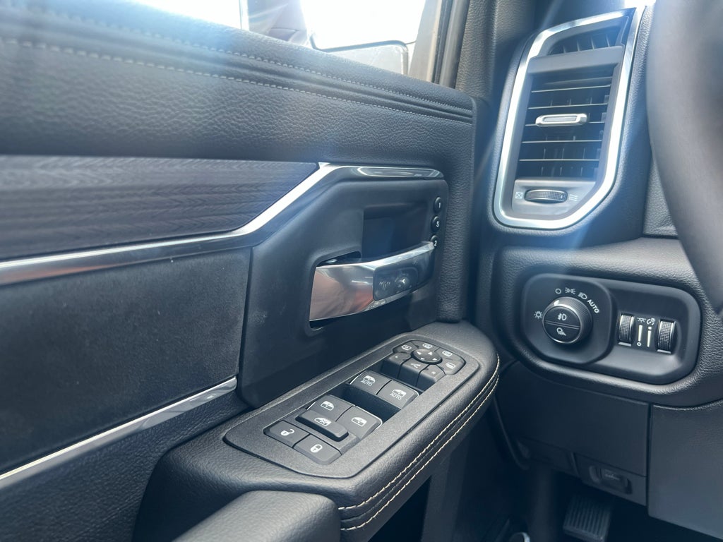2026 RAM 3500 RAM 3500 LARAMIE CREW CAB 4X4 8' BOX