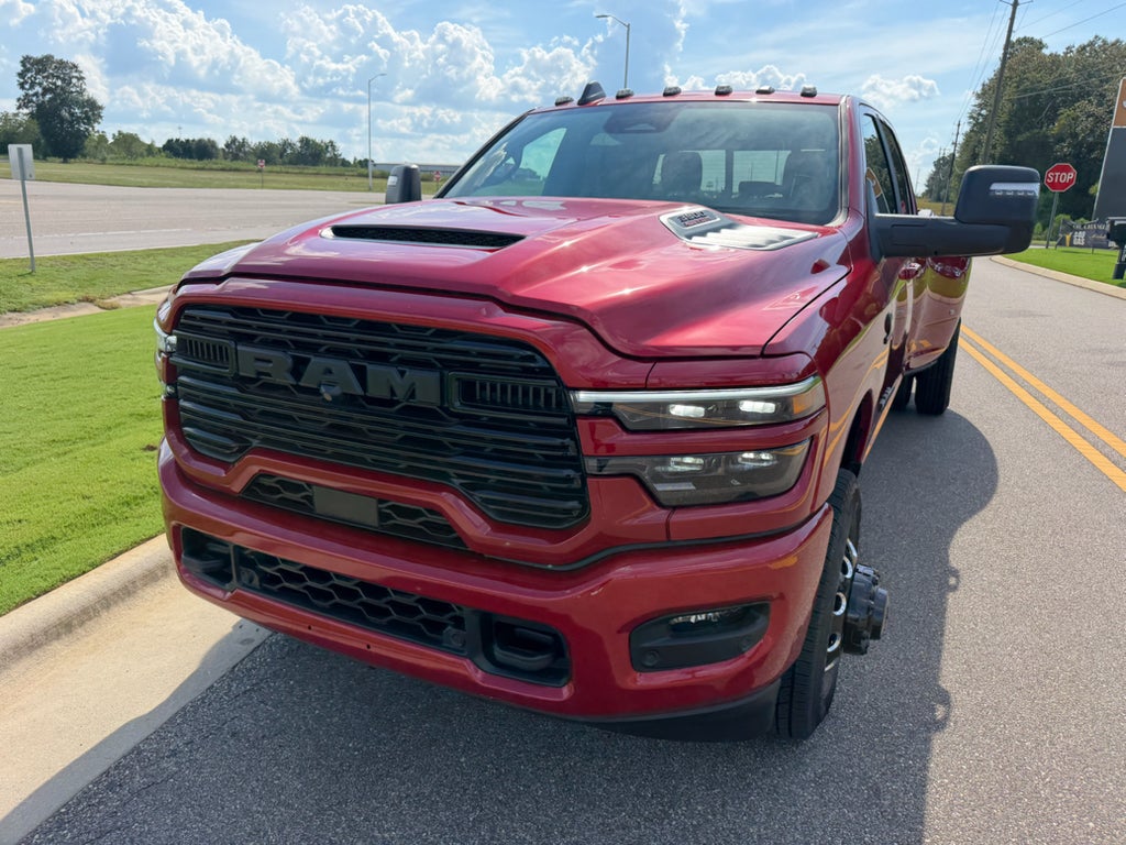 2026 RAM 3500 RAM 3500 LARAMIE CREW CAB 4X4 8' BOX