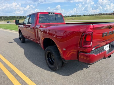 2026 RAM 3500 RAM 3500 LARAMIE CREW CAB 4X4 8' BOX