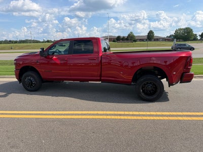 2026 RAM 3500 RAM 3500 LARAMIE CREW CAB 4X4 8' BOX
