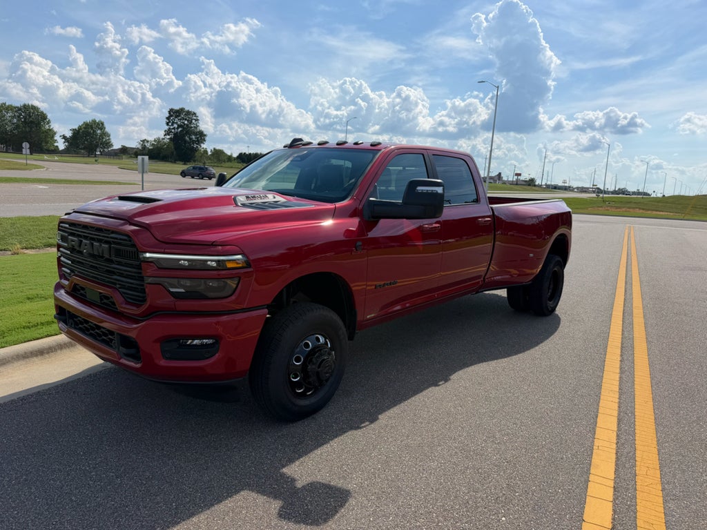 2026 RAM 3500 RAM 3500 LARAMIE CREW CAB 4X4 8' BOX