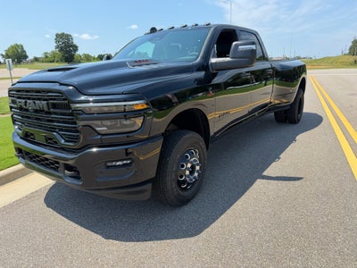 2026 RAM 3500 RAM 3500 LARAMIE CREW CAB 4X4 8' BOX