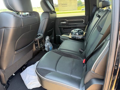 2026 RAM 3500 RAM 3500 LARAMIE CREW CAB 4X4 8' BOX