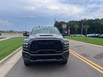 2026 RAM 3500 RAM 3500 LARAMIE CREW CAB 4X4 8' BOX