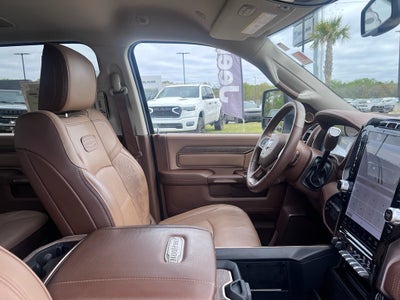 2024 RAM 3500 Limited Longhorn Crew Cab 4x4 8' Box