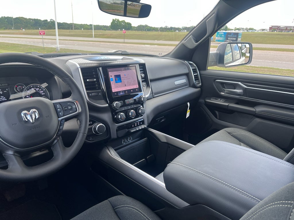 2026 RAM 1500 RAM 1500 BIG HORN CREW CAB 4X2 5'7' BOX