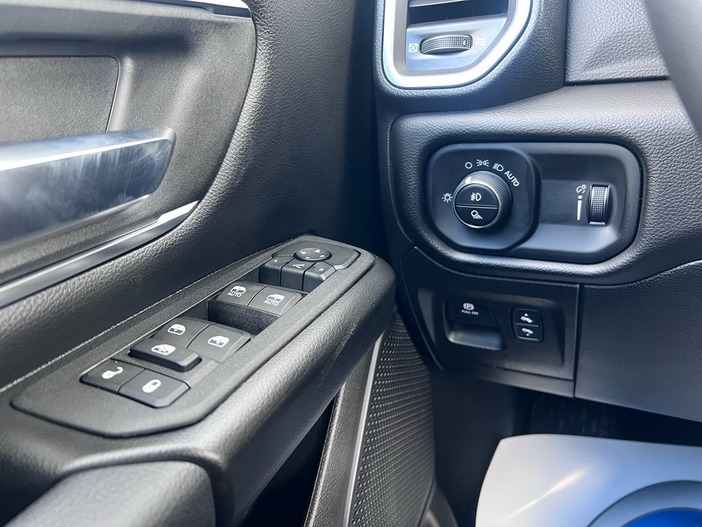 2026 RAM 1500 RAM 1500 BIG HORN CREW CAB 4X2 5'7' BOX