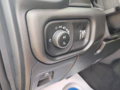 2026 RAM 1500 RAM 1500 EXPRESS CREW CAB 4X2 5'7' BOX