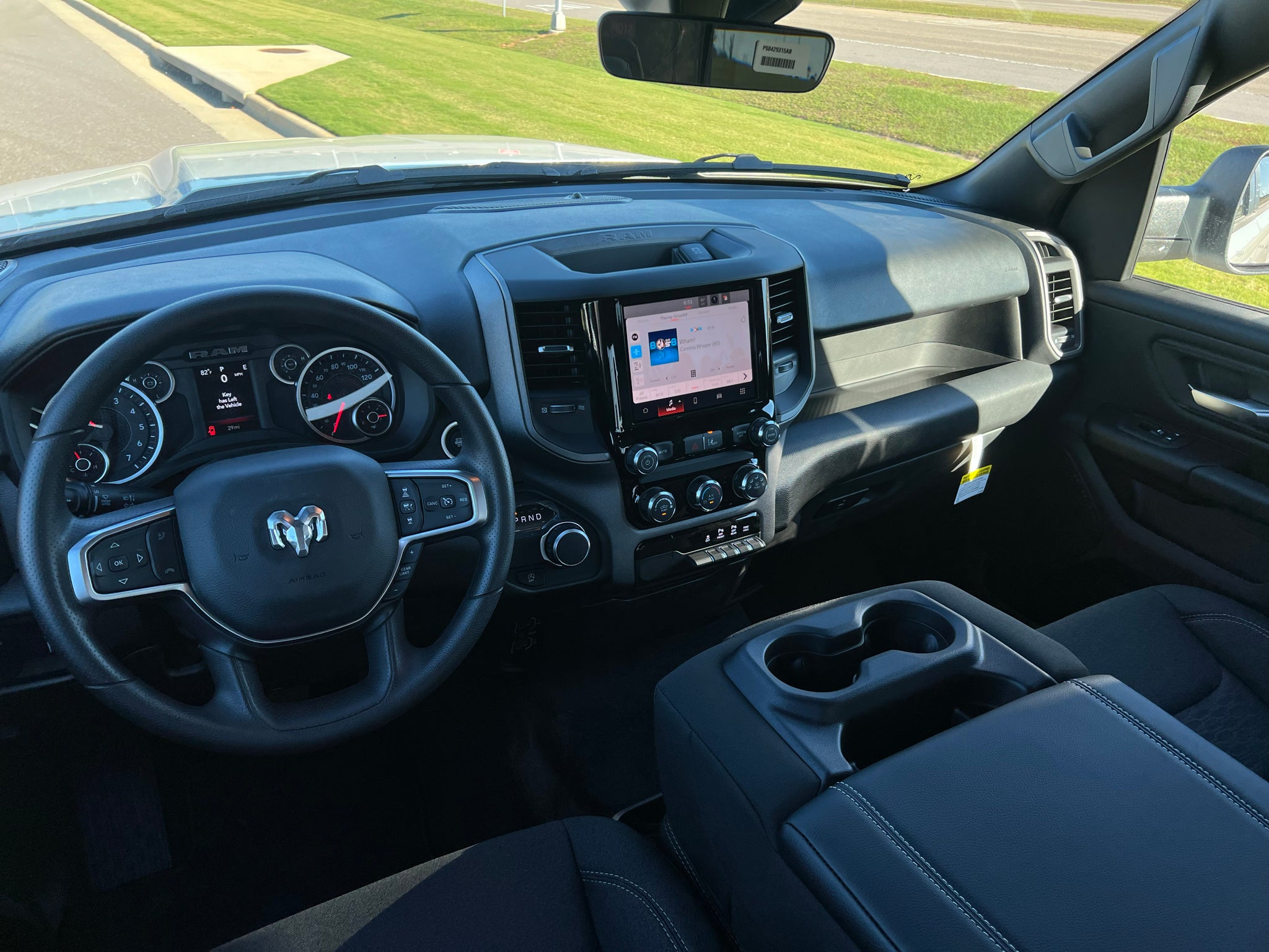 2027 RAM 1500 RAM 1500 EXPRESS CREW CAB 4X2 5'7' BOX